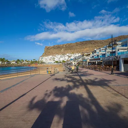 Apartamento Costa Azul - 2b